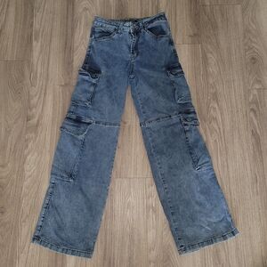 Wide Leg Cargo Jeans in Washed Blue Size 5